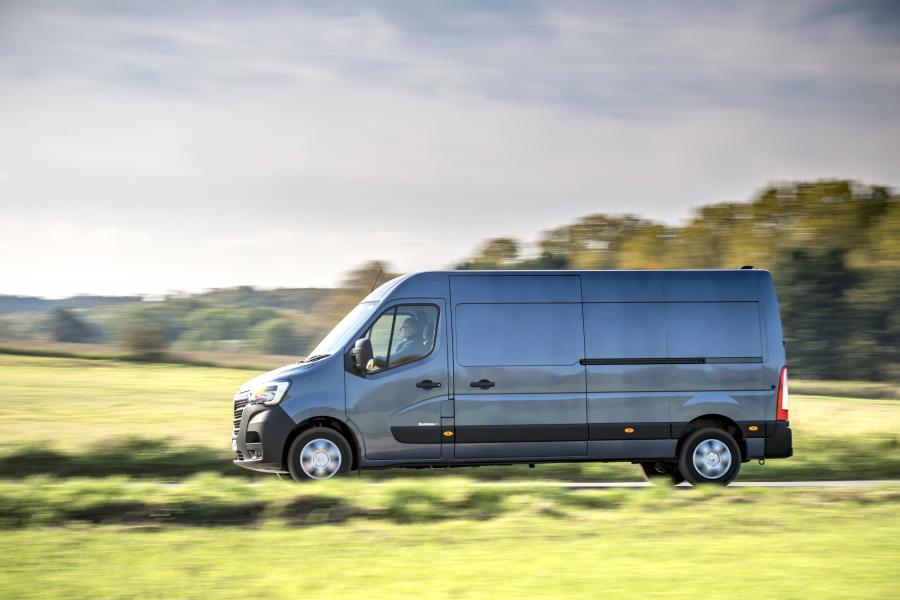  Renault Master L3H2 Van 2019 года  (UK) (фото 17 из 42)